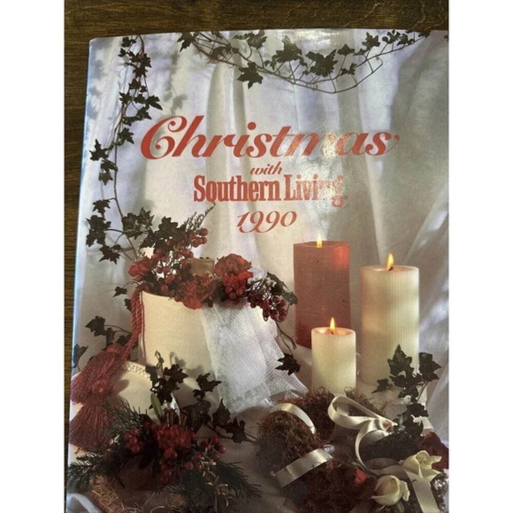 Vintage Christmas with Southern Living 1990 Oxmoor House Staff